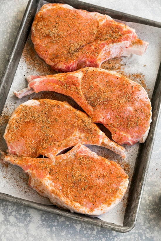 Pork chops with dry rub
