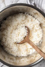 Stirring jasmine rice in instant pot