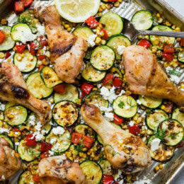 Chicken Drumsticks with Zucchini, Bell Peppers and Corn